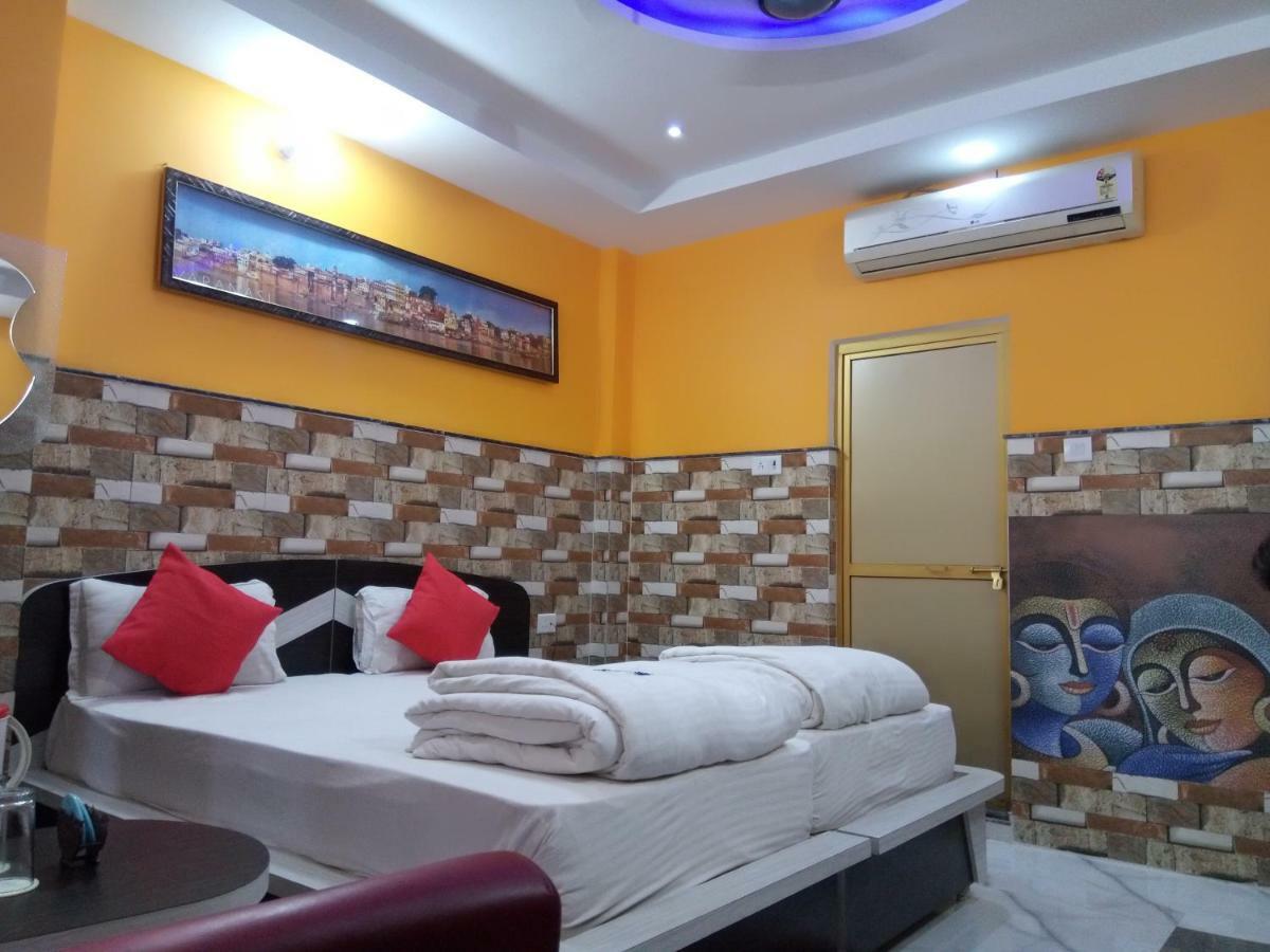 Hotel Bachchan Palace Varanasi Exteriör bild